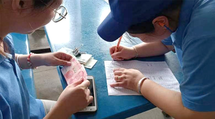 情系職工！金環(huán)電器為員工發(fā)放中秋暖心福利