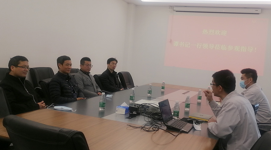 鶴山紀委譚書記一行領(lǐng)導蒞臨金環(huán)電器參觀指導